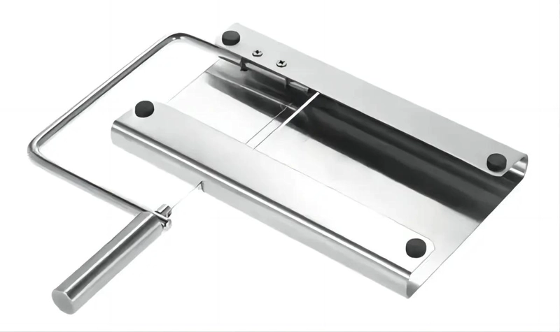REBANADOR DE QUESO CON DISEÑO ERGONOMICO Y ACABADO EN PLATA - 4