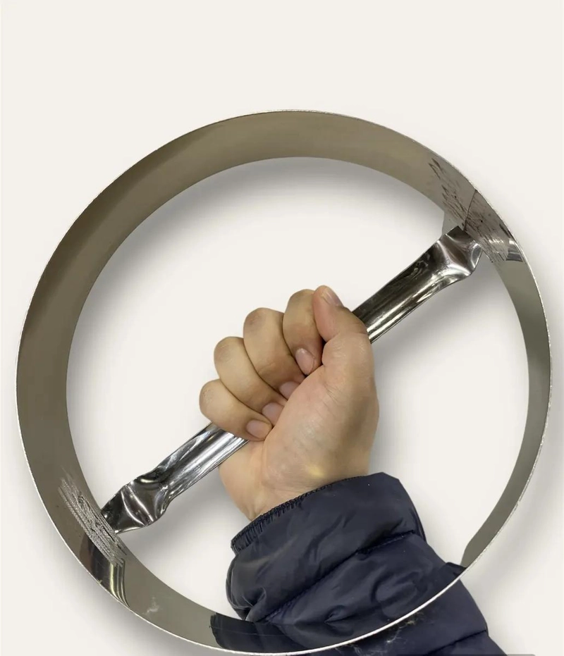 CORTADOR DE MASA DE ACERO INOXIDABLE DE 24 CM PARA EMPANADAS GRANDES - 5