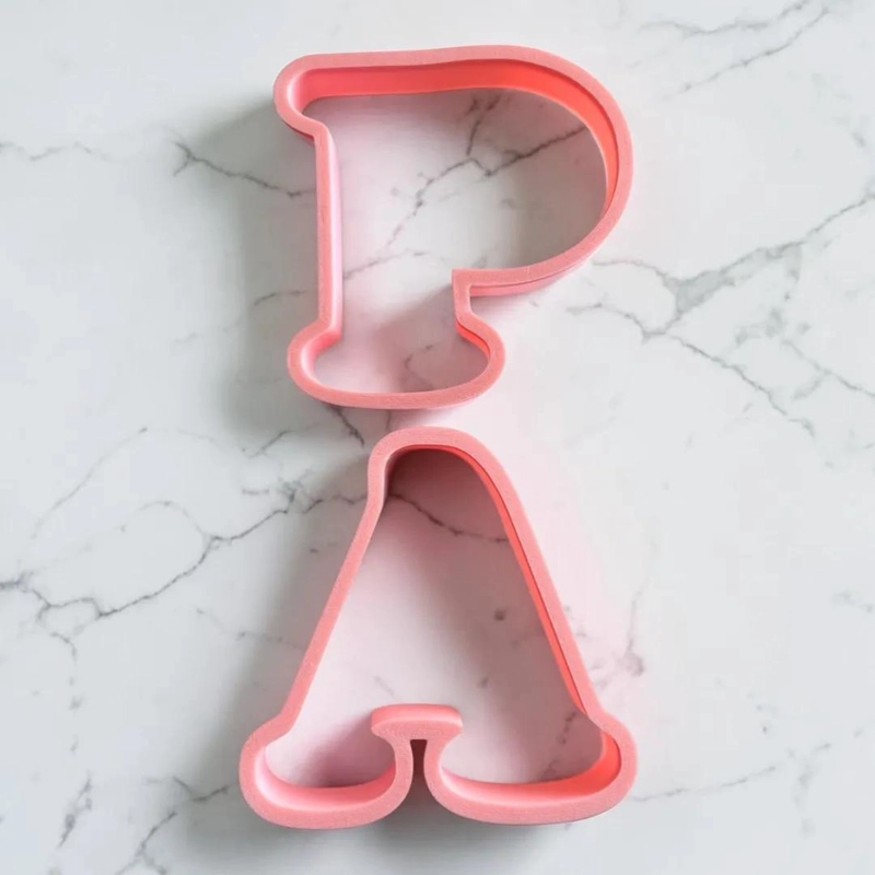 MOLDE CORTADOR DE GALLETAS CON LETRAS PARA DECORACION - 2