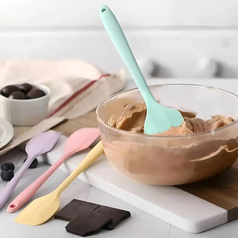 JUEGO DE 4 ESPATULAS DE SILICONA PARA REPOSTERIA RESISTENTES Y FLEXIBLES - 3