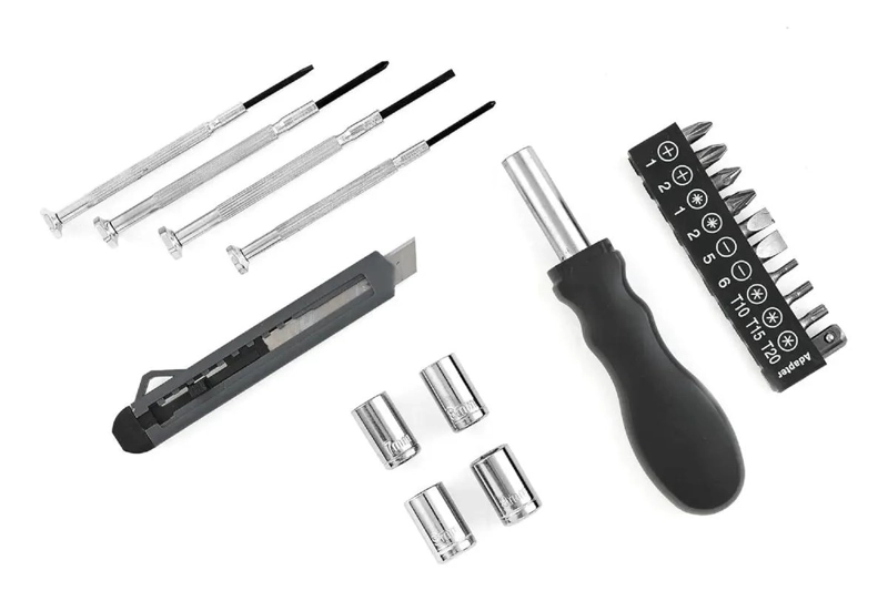 KIT DE HERRAMIENTAS 24 PIEZAS EN MALETIN - 3