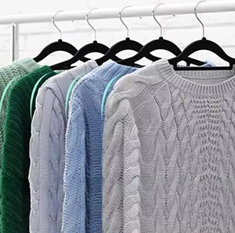 PACK DE 10 COLGADORES DE ROPA TERCIOPELO ANTIDESLIZANTE - 3