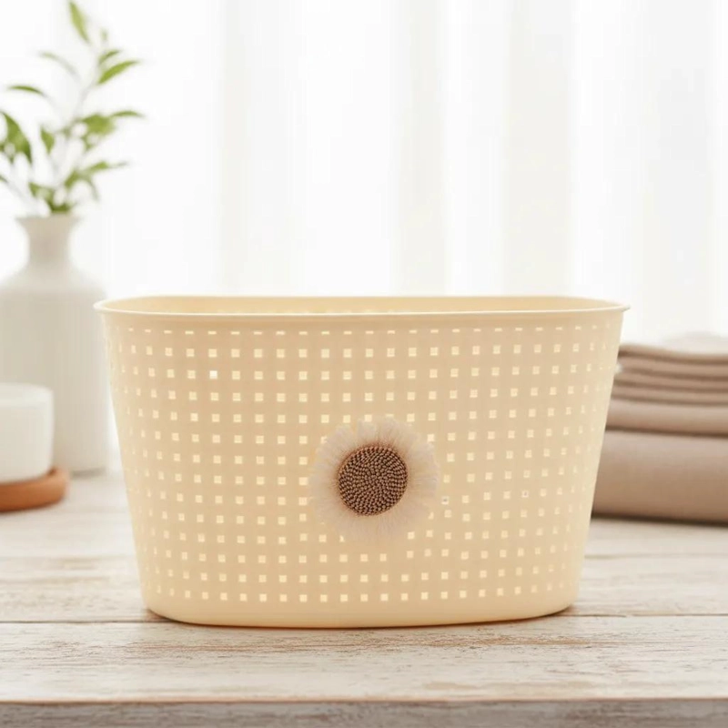CANASTO ORGANIZADOR PLASTICO BEIGE 34X20X14 CM CON FLOR DECORATIVA - 5