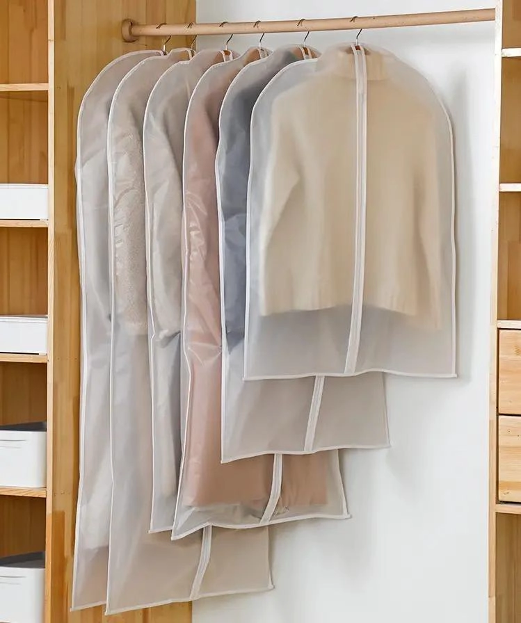 PACK DE 4 BOLSAS TRANSPARENTES PARA ROPA Y TRAJES - 1