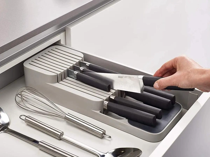 ORGANIZADOR RECTANGULAR PARA CUCHILLOS CON 9 COMPARTIMENTOS - 5