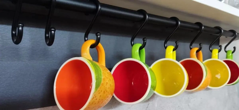 PACK DE 10 GANCHOS TIPO S COLOR NEGRO PARA ORGANIZACION - 2