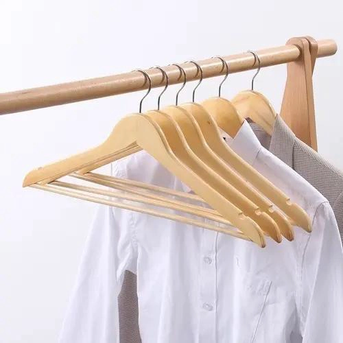 PACK DE 12 COLGADORES DE MADERA PARA POLERAS ADULTOS 44CM - 3
