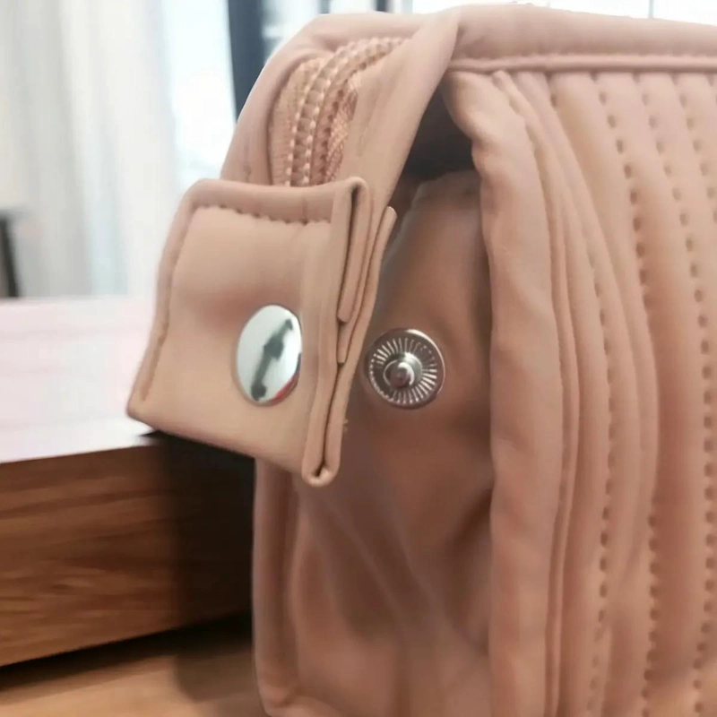 ESTUCHE MULTIFUNCIONAL PARA MAQUILLAJE CON CINTILLO DE REGALO - 1