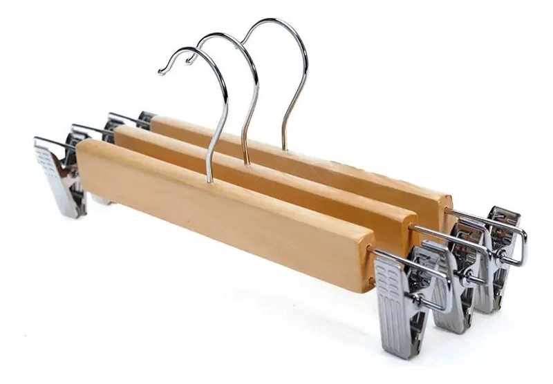 COLGADORES DE PANTALONES DE MADERA Y METAL PARA ORGANIZAR - 1