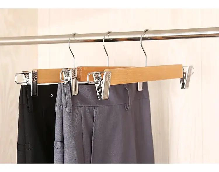 COLGADORES DE PANTALONES DE MADERA Y METAL PARA ORGANIZAR - 6
