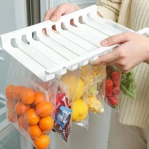 ORGANIZADOR DE BOLSAS PARA REFRIGERADOR CON COMPARTIMIENTOS Y RIELES - 7