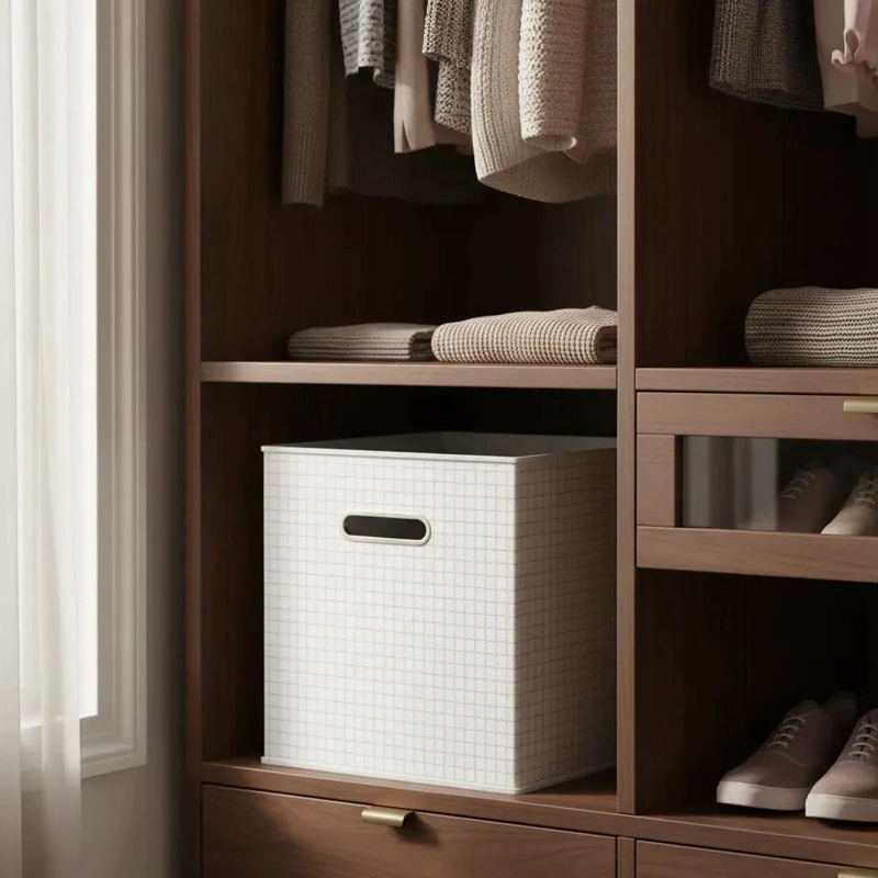 CAJA ORGANIZADORA PLEGABLE DE TELA TNT PARA ROPA 31X31X31CM - 3