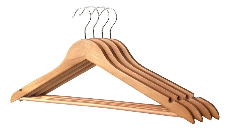 COLGADORES DE MADERA ERGONOMICOS PARA ROPA - 1