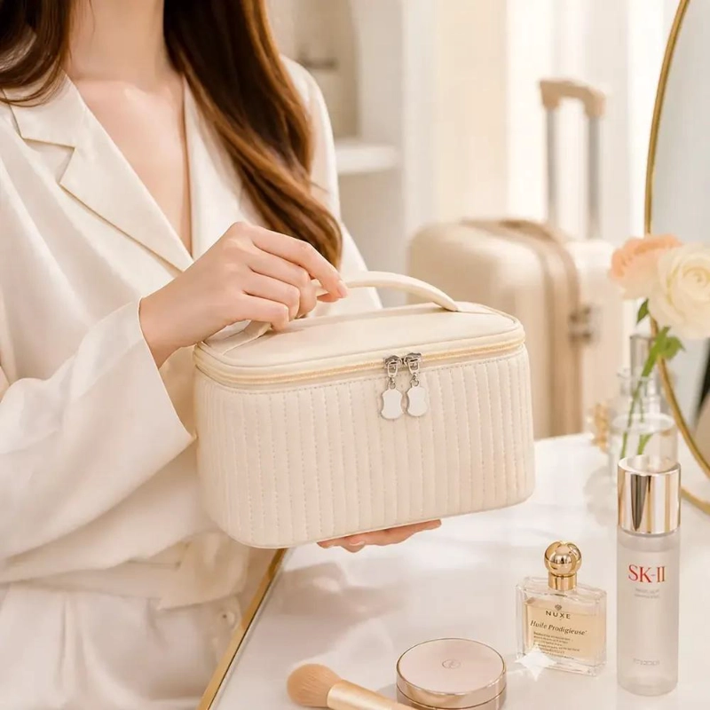 BOLSO ORGANIZADOR DE VIAJE PARA COSME TICOS Y MAQUILLAJE - 5