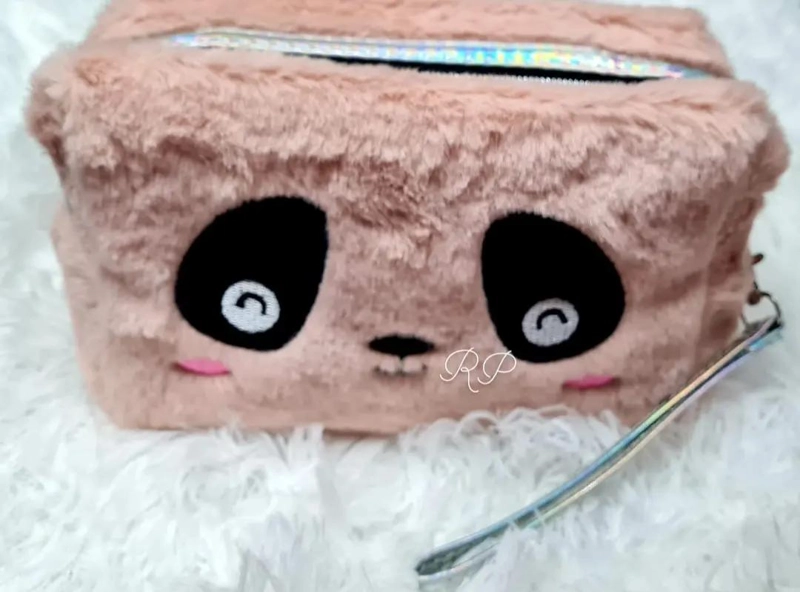 ESTUCHE DE PELUCHE SUAVE CON DISEÑO DE OSO PANDA MULTICOLOR - 5