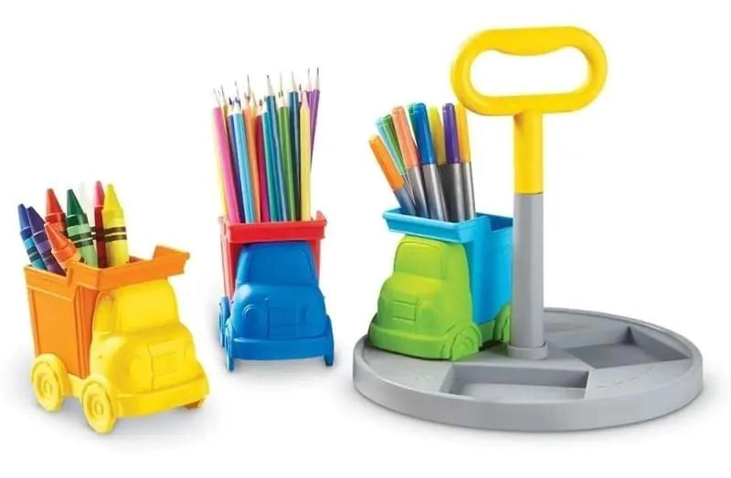 ORGANIZADOR DE ESCRITORIO INFANTIL CON DISEÑO DE CAMIONES - 1