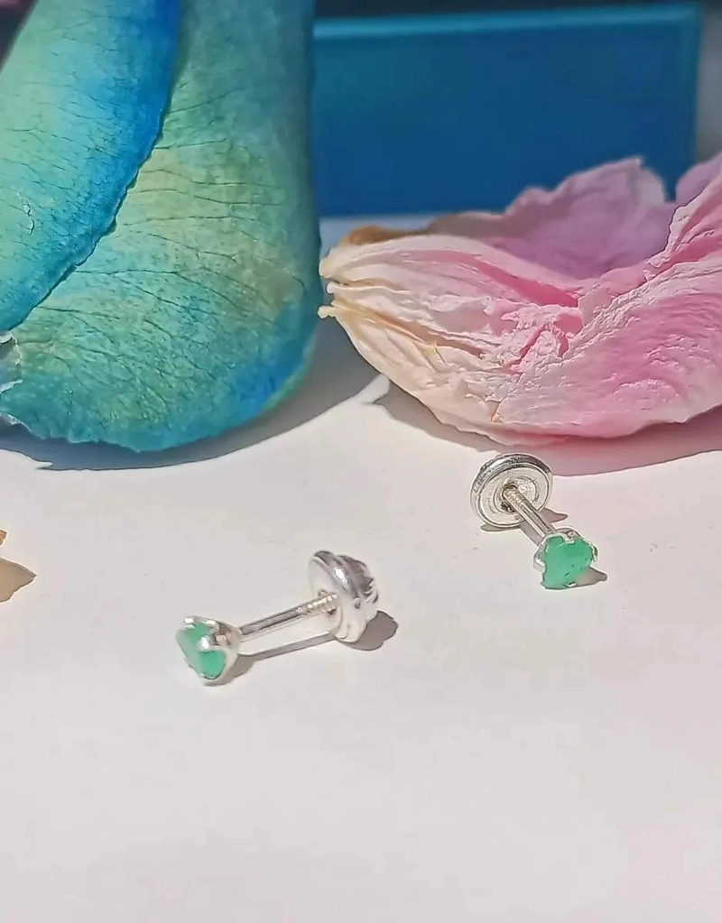 AROS DE PLATA FINA 925 CON ESMERALDAS GENUINAS DE 3MM - 10