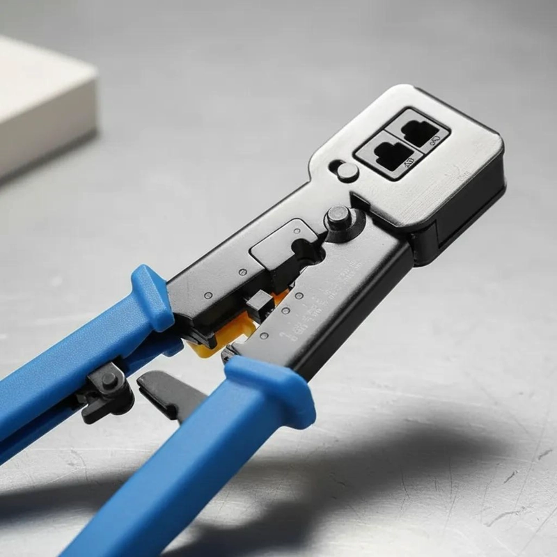 ALICATE MULTIFUNCIONAL PARA CRIMPADO DE CONECTORES RJ45 Y RJ11 - 5