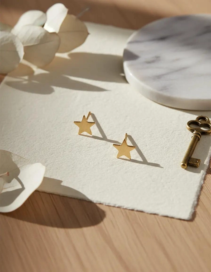 AROS DE ESTRELLAS EN ORO DE 18K PARA BRILLAR - 1