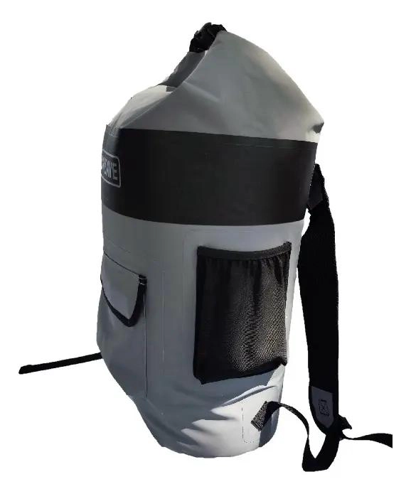 MOCHILA IMPERMEABLE 30 LITROS PARA ACTIVIDADES AL AIRE LIBRE - 4