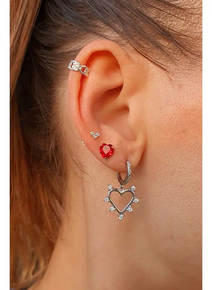 AROS PEQUEÑOS EN FORMA DE CORAZON DE PLATA 925 - 2