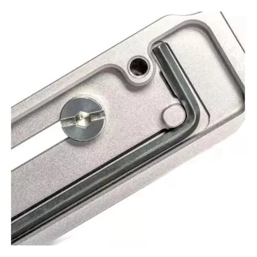 PLACA LATERAL AJUSTABLE UNIVERSAL PARA CAMARAS - 2
