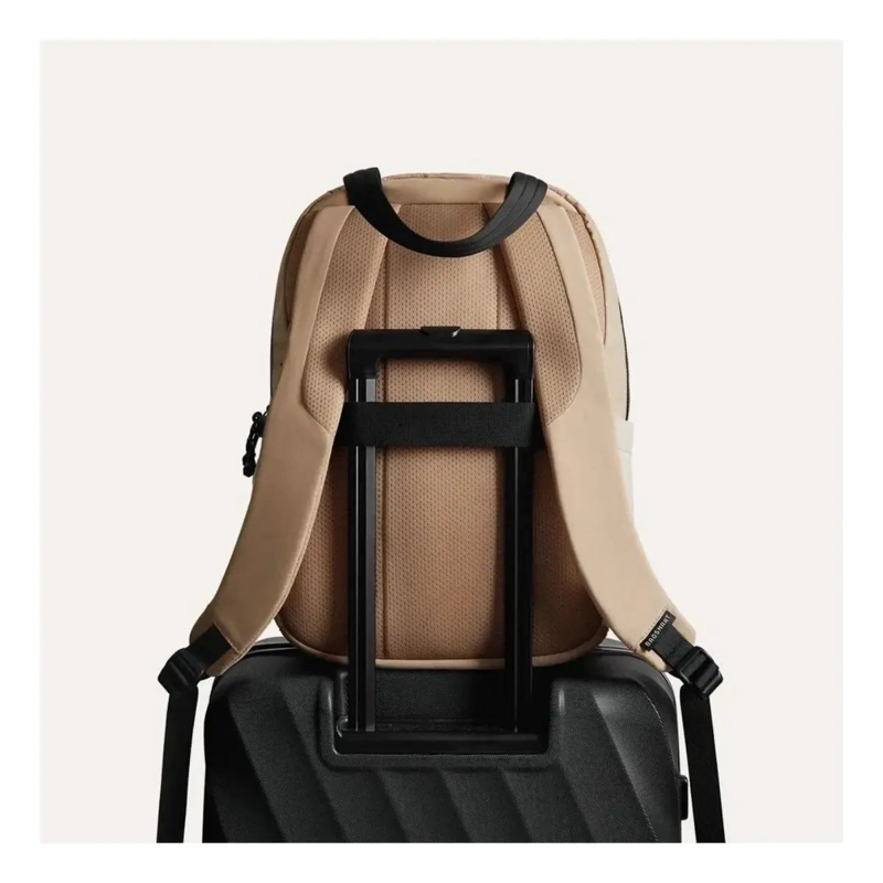 MOCHILA VEGA 23L PARA NOTEBOOK DE 15.6 PULGADAS EN NYLON RESISTENTE - 3