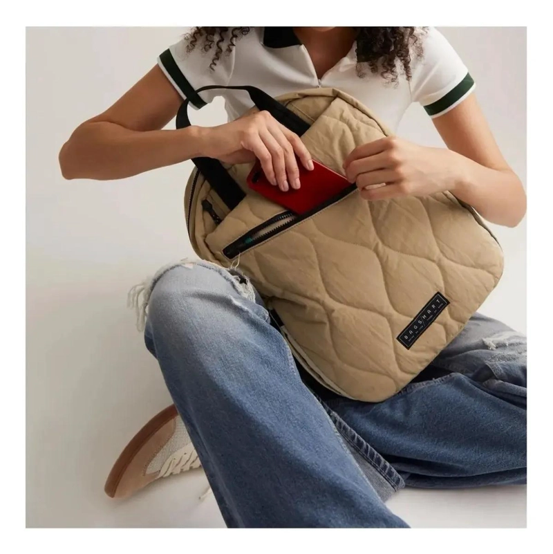 MOCHILA VEGA 23L PARA NOTEBOOK DE 15.6 PULGADAS EN NYLON RESISTENTE - 8