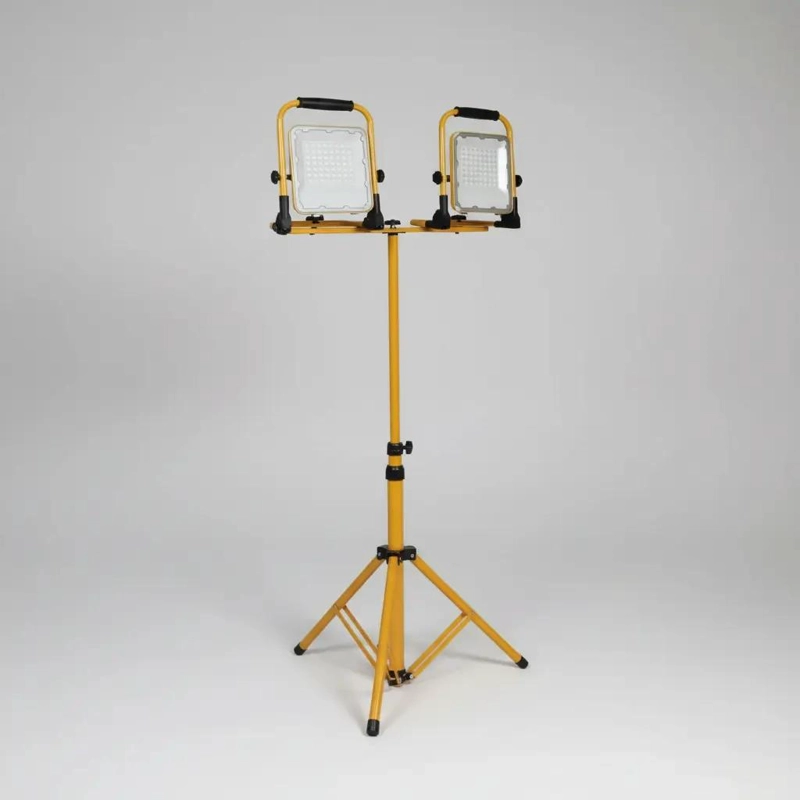 ATRIL TRIPODE SOPORTE CON FOCOS RECARGABLES 50W - 1