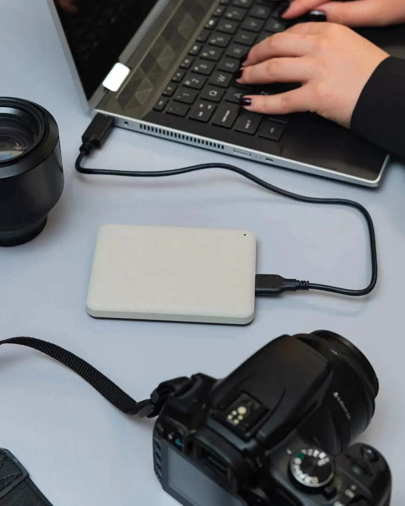 DISCO DURO EXTERNO 1TB PORTATIL USB 3.2 BLANCO COMPACTO - 7