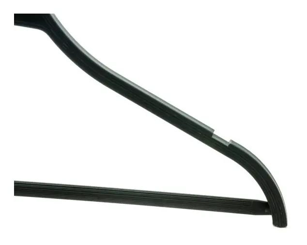 SET DE 5 COLGADORES PLASTICOS PARA ROPA ADULTO - 3