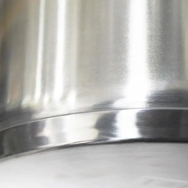 OLLA DE ACERO INOXIDABLE CON TAPA Y FONDO DIFUSOR 44 LITROS - 6