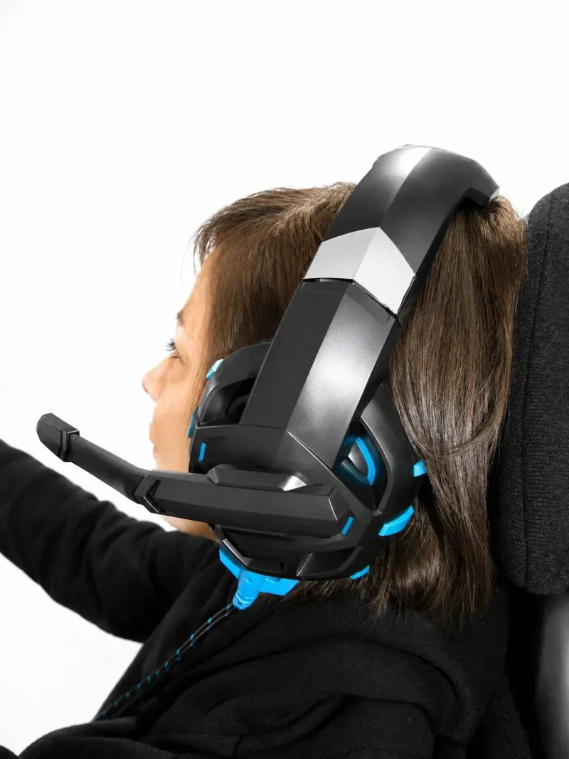 AUDIFONOS GAMER CON MICROFONO RGB PARA JUEGOS Y MULTIMEDIA - 6