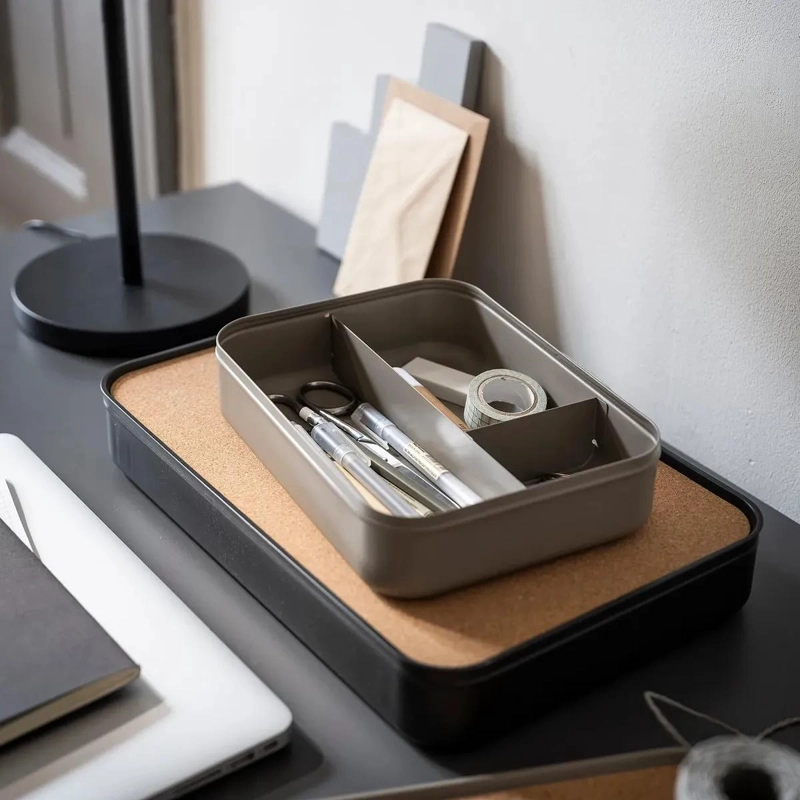 ORGANIZADOR DE ESCRITORIO METAL Y CORCHO 24X18X6 CM TAUPE - 3
