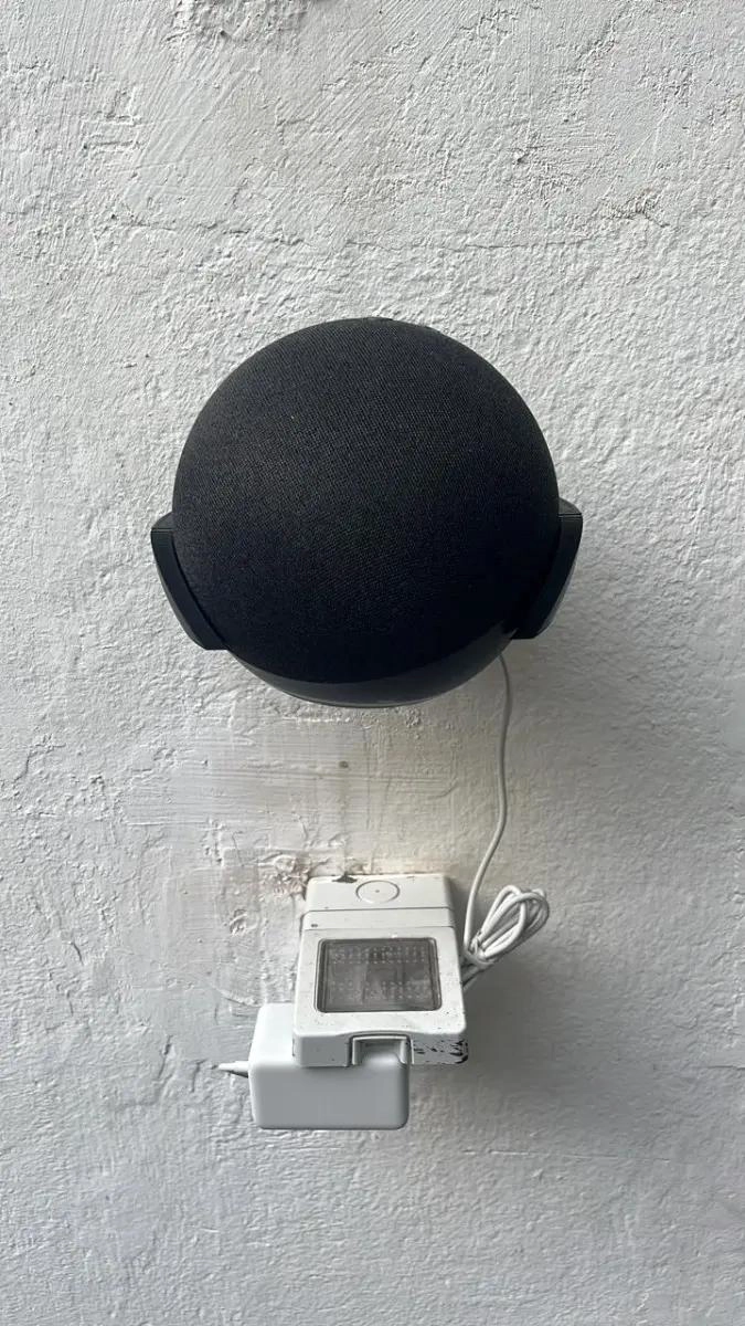 SOPORTE DE PARED PARA DISPOSITIVOS ALEXA ECHO 4 IMPRESO EN 3D - 4