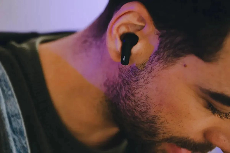 AUDIFONOS IN-EAR BLUETOOTH 5.4 CON MICROFONO Y ESTUCHE DE CARGA - 2