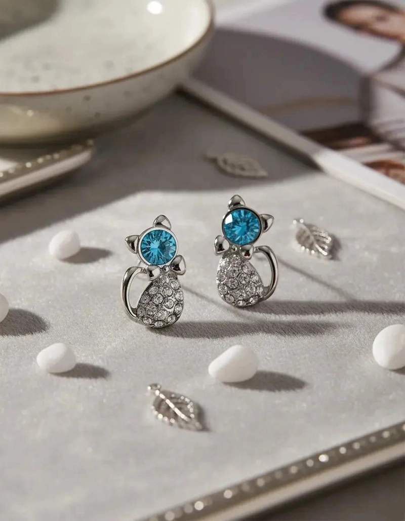 AROS GATITO CON CRISTALES AUSTRIACOS EN PLATA CELESTE - 2