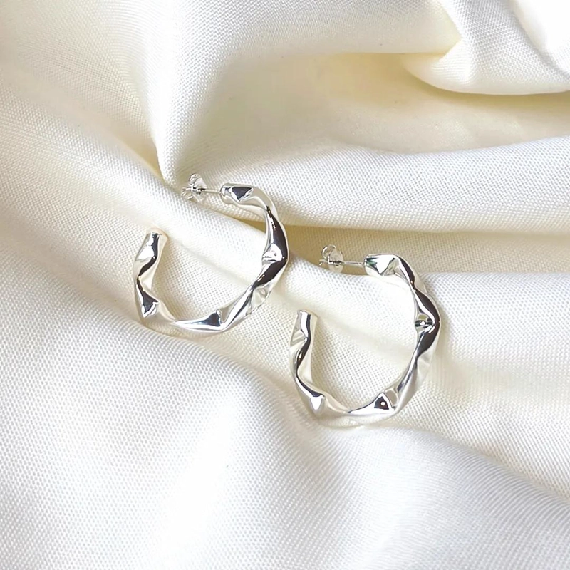 ARGOLLAS DE PLATA 925 MARTILLADAS DE 30 MM PARA MUJER - 2