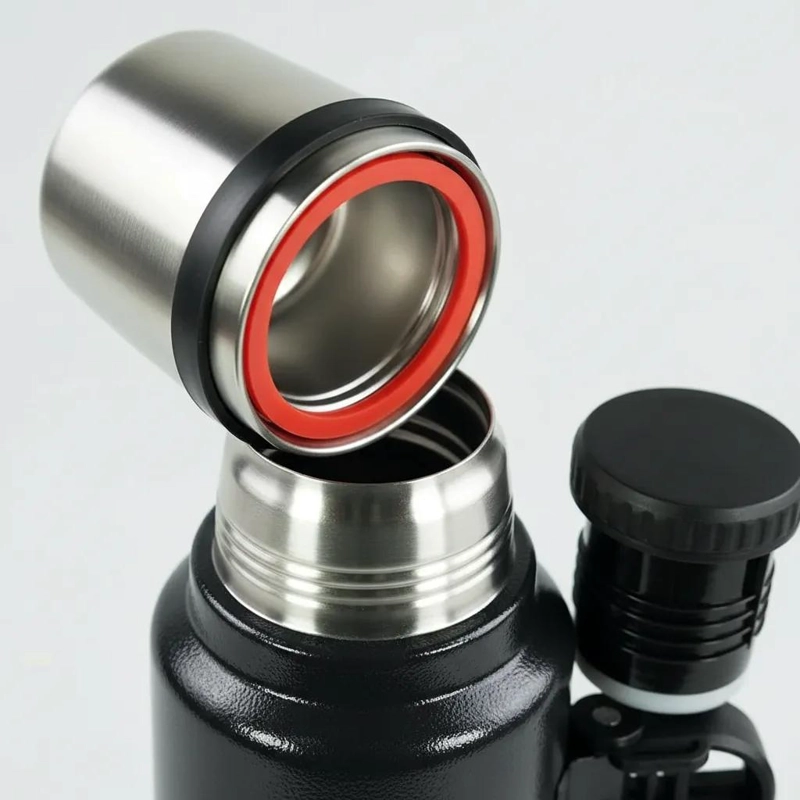 TERMO ACERO INOXIDABLE 1.5 LTS CON MANILLA DAMASCO - 6