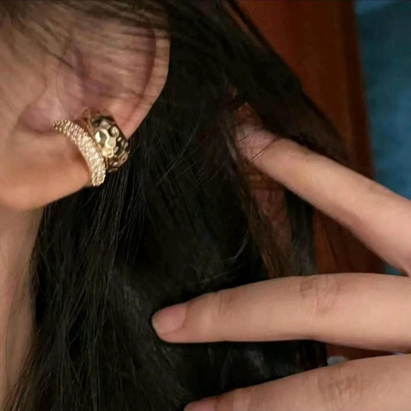 EARCUFF DOBLE ELEGANTE CON CIRCONES EN BAÑO DE ORO 18K - 2