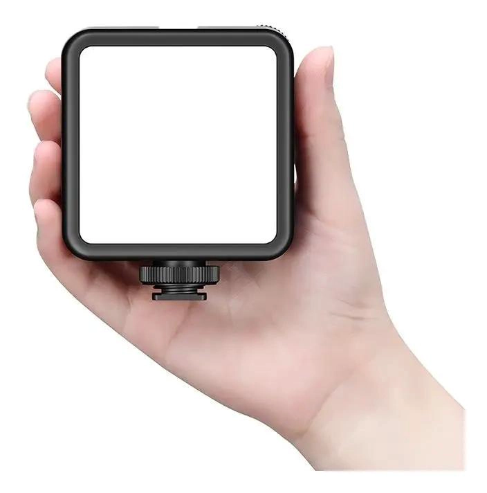 LAMPARA LED COMPACTA CON TEMPERATURA DE COLOR AJUSTABLE - 1