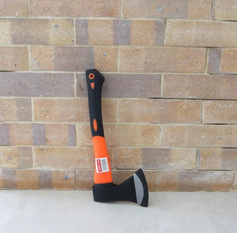 HACHA DE MANO 800G 37CM CON MANGO DE NYLON - 6