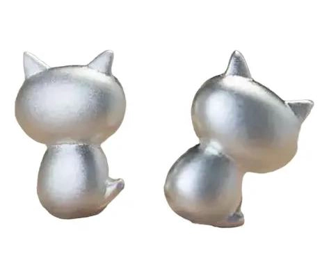 AROS DE PLATA ESTERLINA CON DISEÑO DE GATITO - 2
