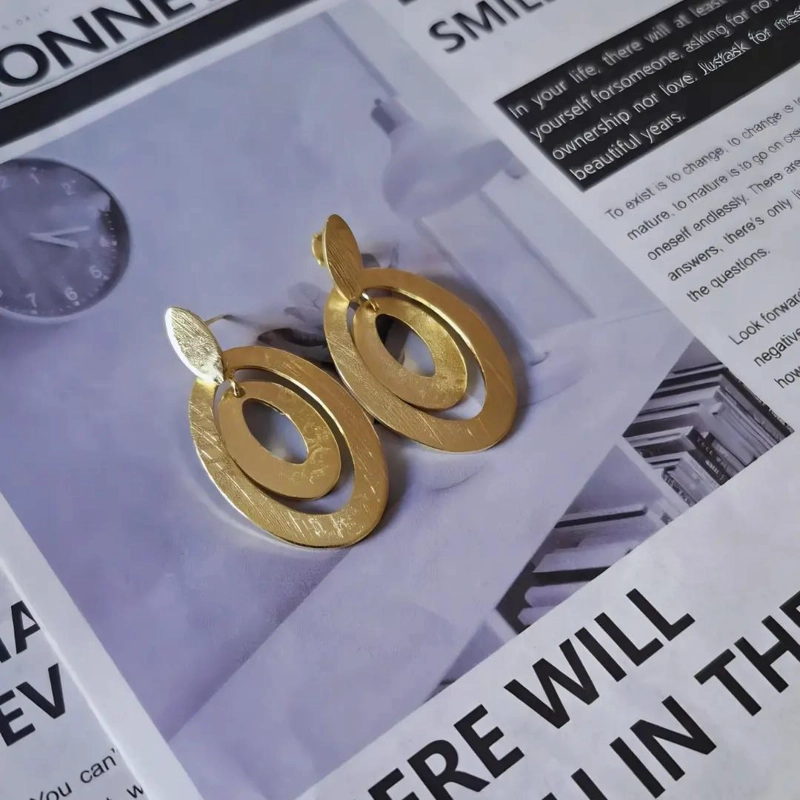 AROS COLGANTES OVALADOS ENCHAPADOS EN ORO ELEGANTES - 8
