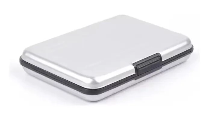 ESTUCHE PROTECTOR PARA TARJETAS DE MEMORIA SD Y MICRO SD - 3