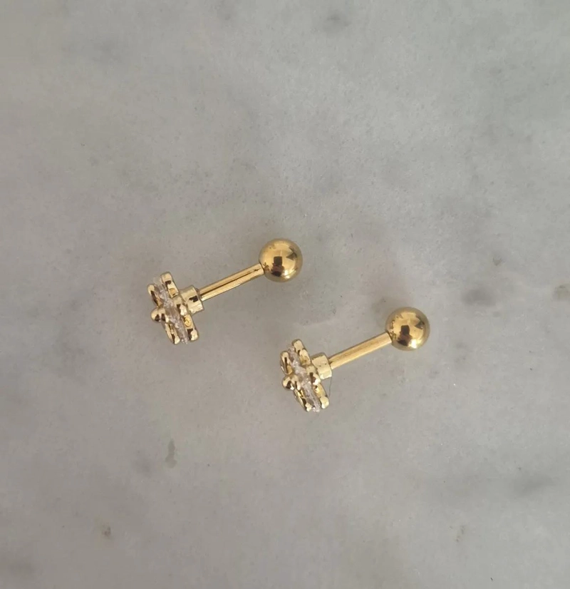 AROS HIPOALERGE NICOS CON DISEÑO DE FLOR PARA NIÑAS - 5