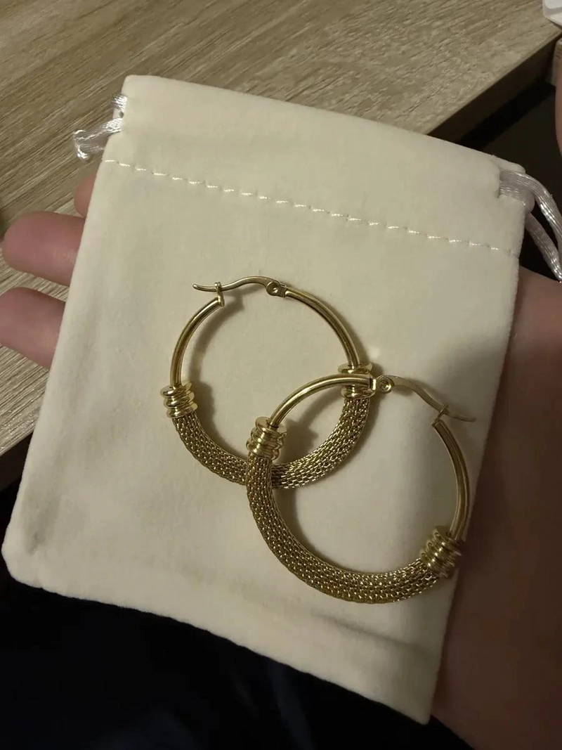AROS ARGOLLAS GRANDES DE ACERO INOXIDABLE CON BAÑO DE ORO 18K - 3