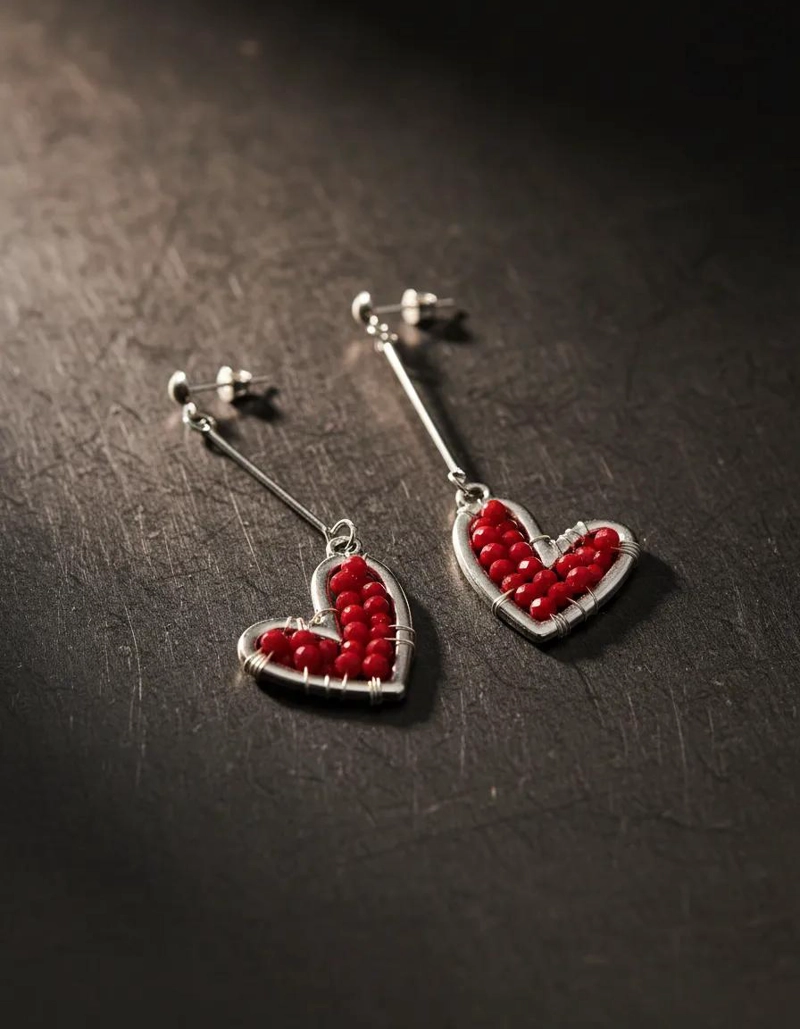 AROS COLGANTES EN FORMA DE CORAZON CON CRISTALES DE COLORES - 2
