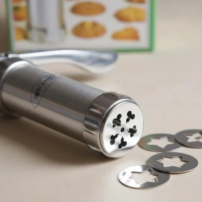 PRENSA METALICA PARA MOLDEAR GALLETAS CON DISEÑO ERGONOMICO - 1
