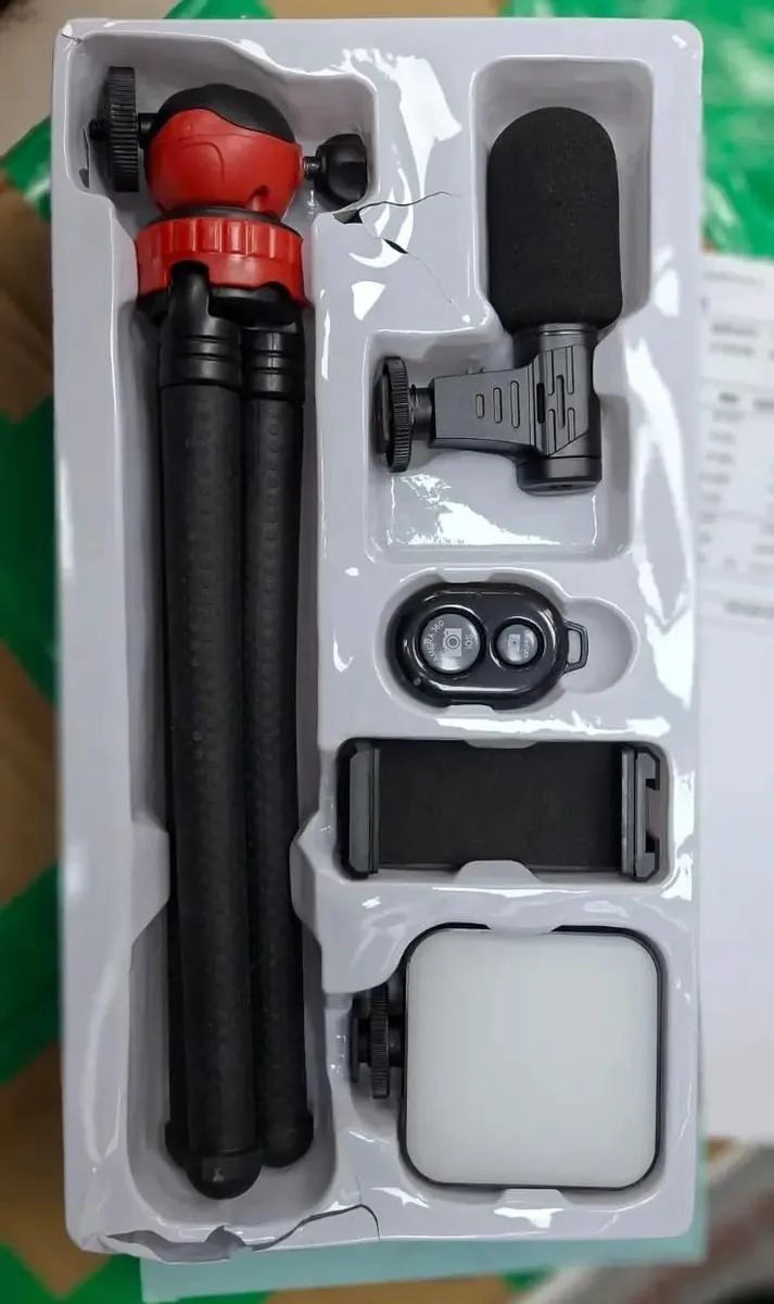 TRIPODE PORTATIL DE VIDEO AJUSTABLE DE 31 CM PARA GRABACION - 6